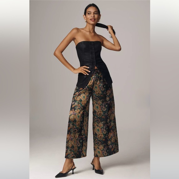 Anthropologie Pants - Anthropologie The Somerset Pull-On Pants:
Cropped Jacquard Edition Size Small